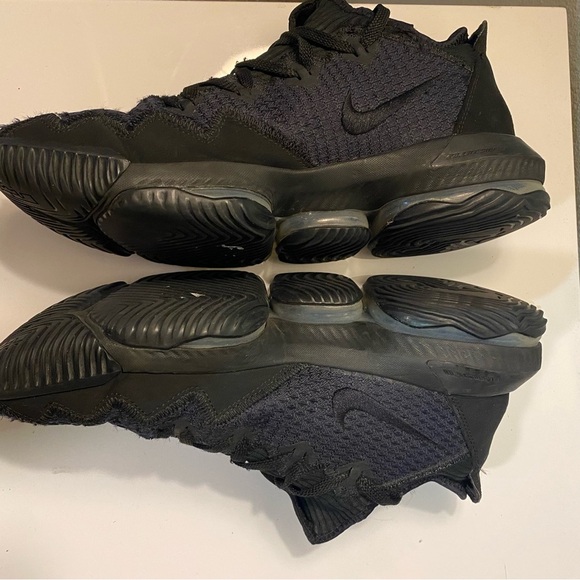Nike LeBron 16 Low Triple Black Basketball Shoes Men’s Size 10